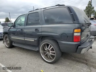 2004 Chevrolet Tahoe LS with VIN 1GNEC13T54R305561, listed as a Copart auction lot 49287825 with 271,576 mi miles and Salvage Title. Bid and sale history available at carsss.com. Image 2.
