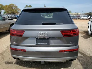 2017 Audi Q7 Premium Plus with VIN WA1LAAF78HD058828, listed as a Copart auction lot 51485055 with 104,920 mi miles and Salvage Title. Bid and sale history available at DreamBid. Image 6.