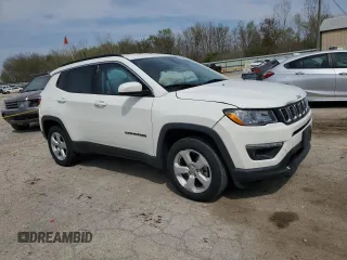 2018 Jeep Compass Latitude with VIN 3C4NJDBB2JT291162, listed as a Copart auction lot 53295245 with 82,852 mi miles and Salvage Title. Bid and sale history available at DreamBid. Image 4.
