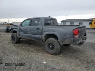 2017 Toyota Tacoma SR5 z VIN 3TMCZ5AN7HM094624, wystawiony jako Copart lot #58166405 z przebiegiem 84 877 mil mil oraz Szkoda całkowita • Salvage title. Historia ofert i sprzedaży dostępna na DreamBid. Obrazek 2.