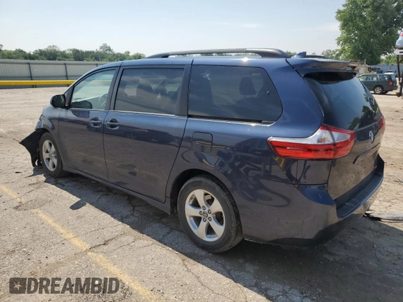 2018 Toyota Sienna LE Auto Access Seat with VIN 5TDKZ3DC5JS937221, listed as a Copart auction lot 59595765 with 118,790 mi miles and Salvage title. Bid and sale history available at DreamBid. Image 2.