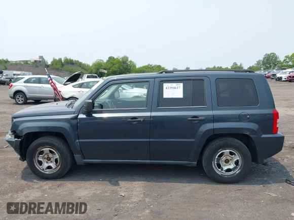 2008 Jeep Patriot Sport with VIN 1J8FF28W48D588723, listed as a IAAI auction lot 42394617 with 112,266 mi miles and . Bid and sale history available at DreamBid. Image 14.