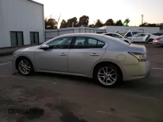 2013 Nissan Maxima SV with VIN 1N4AA5AP3DC835028, listed as a Copart auction lot 88123305 with 154,962 mi miles and Clean title. Bid and sale history available at DreamBid. Image 2.