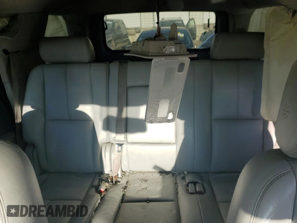 2009 GMC Yukon SLT w/4SA with VIN 1GKFK330X9R207168, listed as a Copart auction lot 85997244 with 123,227 mi miles and Salvage Title. Bid and sale history available at carsss.com. Image 10.