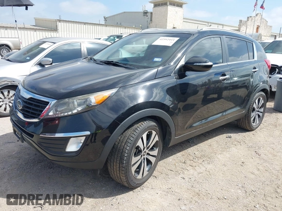 2012 Kia Sportage EX z VIN KNDPC3A22C7185915, wystawiony jako IAAI lot #42392411 z przebiegiem 137 769 mil mil oraz . Historia ofert i sprzedaży dostępna na DreamBid. Obrazek 2.