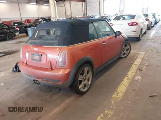 2005 MINI Convertible S with VIN WMWRH33455TK55035, listed as a IAAI auction lot 41936645 with 111,018 mi miles and . Bid and sale history available at DreamBid. Image 4.