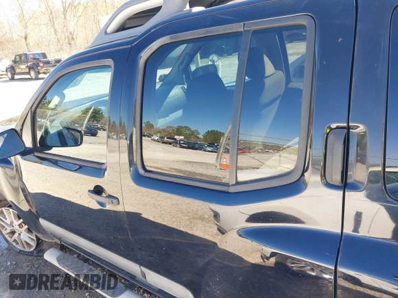 2015 Nissan Xterra S with VIN 5N1AN0NU8FN657055, listed as a IAAI auction lot 41577668 with 153,694 mi miles and . Bid and sale history available at DreamBid. Image 15.