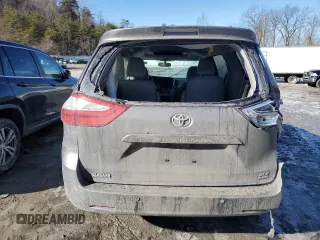 2017 Toyota Sienna with VIN 5TDDZ3DC1HS179848, listed as a Copart auction lot 42428935 with 90,137 mi miles and Salvage Title. Bid and sale history available at DreamBid. Image 6.