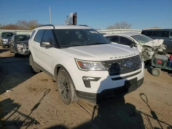 2018 Ford Explorer XLT with VIN 1FM5K8D82JGC02387, listed as a Copart auction lot 81814844 with 102,713 mi miles and Salvage Title. Bid and sale history available at carsss.com. Image 12.