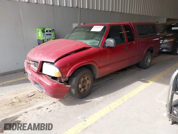 2001 GMC Sonoma SLS 1SG z VIN 1GTCS19W818224334, wystawiony jako IAAI lot #42119324 z przebiegiem 209 663 mil mil oraz . Historia ofert i sprzedaży dostępna na DreamBid. Obrazek 16.