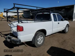 2002 Chevrolet S-10 LS with VIN 1GCDT19W328211770, listed as a Copart auction lot 44486925 with 129,316 mi miles and Salvage Title. Bid and sale history available at carsss.com. Image 3.