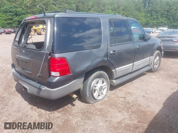 2003 Ford Expedition Special Service with VIN 1FMRU15WX3LA59215, listed as a IAAI auction lot 42298479 with 252,639 mi miles and . Bid and sale history available at DreamBid. Image 4.