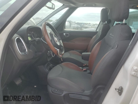 2014 FIAT 500L Trekking with VIN ZFBCFADH5EZ007095, listed as a Copart auction lot 76233424 with 176,759 mi miles and Clean Title. Bid and sale history available at DreamBid. Image 7.