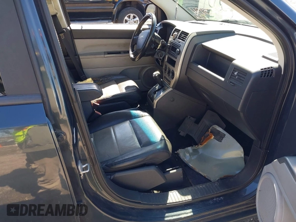 2007 Jeep Compass Limited with VIN 1J8FF57W07D274004, listed as a IAAI auction lot 41853934 with 155,543 mi miles. Bid and sale history available at carsss.com. Image 5.