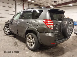 2011 Toyota RAV4 Sport z VIN 2T3RF4DV9BW093683, wystawiony jako IAAI lot #42548342 z przebiegiem 122 023 mil mil oraz . Historia ofert i sprzedaży dostępna na DreamBid. Obrazek 3.