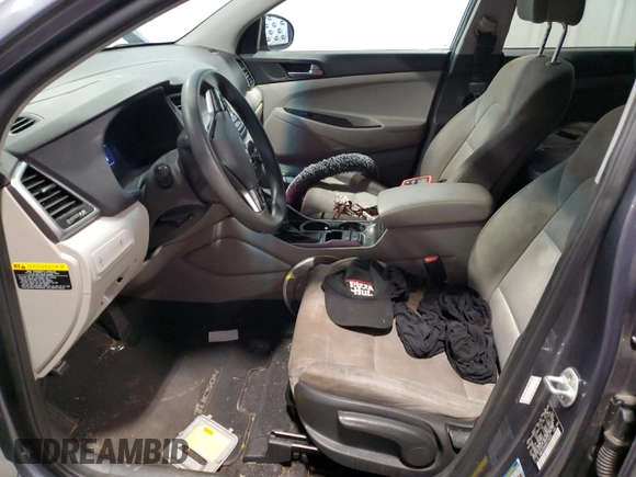 2016 Hyundai Tucson SE z VIN KM8J23A40GU114418, wystawiony jako Copart lot #87868505 z przebiegiem Nie podano mil oraz Czysty tytuł • Clean title. Historia ofert i sprzedaży dostępna na DreamBid. Obrazek 7.