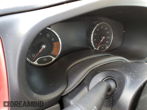 2022 Jeep Renegade Latitude with VIN ZACNJDB12NPN77353, listed as a Copart auction lot 45815615 with Not provided miles and Salvage title. Bid and sale history available at DreamBid. Image 9.