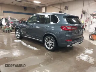 2019 BMW X5 xDrive40i with VIN 5UXCR6C54KLL36067, listed as a IAAI auction lot 41834002 with 54,200 mi miles. Bid and sale history available at carsss.com. Image 3.