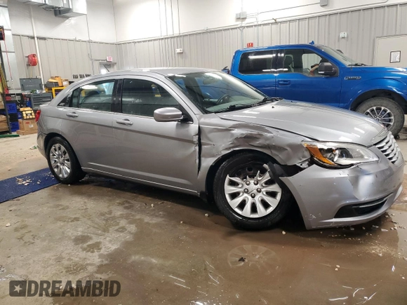2013 Chrysler 200 LX with VIN 1C3CCBAG7DN737043, listed as a Copart auction lot 48642795 with 85,433 mi miles and Clean Title. Bid and sale history available at carsss.com. Image 4.