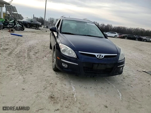2011 Hyundai Elantra Touring SE with VIN KMHDC8AE0BU092798, listed as a Copart auction lot 84217814 with 182,987 mi miles and Salvage Title. Bid and sale history available at carsss.com. Image 12.