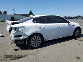 2020 Kia Optima LX z VIN 5XXGT4L30LG401747, wystawiony jako Copart lot #55524165 z przebiegiem 57 918 mil mil oraz Szkoda całkowita • Salvage title. Historia ofert i sprzedaży dostępna na DreamBid. Obrazek 3.