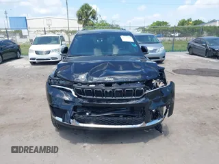 2024 Jeep Grand Cherokee Limited with VIN 1C4RJKBG2R8507247, listed as a IAAI auction lot 42322680 with 34,697 mi miles and . Bid and sale history available at DreamBid. Image 12.