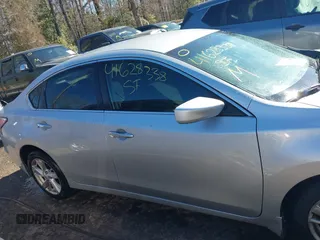 2014 Nissan Altima SV with VIN 1N4AL3AP4EC289372, listed as a IAAI auction lot 41628338 with 249,902 mi miles and . Bid and sale history available at DreamBid. Image 13.