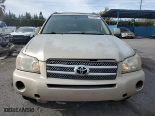 2006 Toyota Highlander Hybrid with VIN JTEEW21A260009259, listed as a Copart auction lot 81636984 with 76,764 mi miles and Clean Title. Bid and sale history available at carsss.com. Image 5.