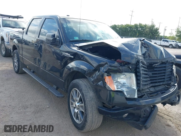 2014 Ford F-150 XL with VIN 1FTEW1CM2EFC12721, listed as a IAAI auction lot 39868316 with 272,351 mi miles. Bid and sale history available at carsss.com. Image 1.