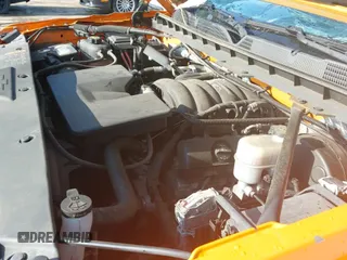 2017 Chevrolet Silverado 1500 Work Truck z VIN 1GCVKNEH8HZ313851, wystawiony jako IAAI lot #42557790 z przebiegiem 181 589 mil mil oraz . Historia ofert i sprzedaży dostępna na DreamBid. Obrazek 24.