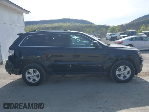 2017 Jeep Grand Cherokee Altitude z VIN 1C4RJFAG6HC892879, wystawiony jako IAAI lot #42080059 z przebiegiem 149 334 mil mil oraz . Historia ofert i sprzedaży dostępna na DreamBid. Obrazek 13.