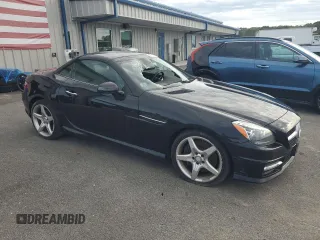 2014 Mercedes-Benz SLK-Class SLK 250 with VIN WDDPK4HA8EF088609, listed as a Copart auction lot 73640474 with 98,660 mi miles and Clean Title. Bid and sale history available at carsss.com. Image 4.