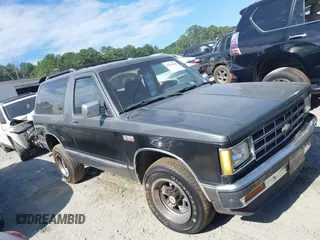 1987 Chevrolet Blazer с VIN 1GNCS18R2H8188749, выставлен на аукционе IAAI как лот 42705290 с пробегом 110 735 миль миль и . История ставок и продаж доступна на DreamBid. Изображение 13.