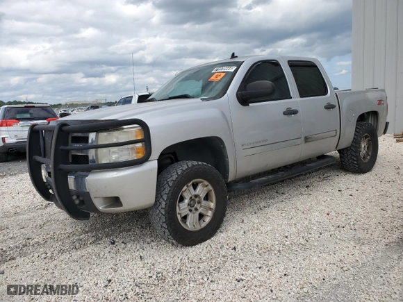 2010 Chevrolet Silverado 1500 LT with VIN 3GCRKSE31AG258718, listed as a Copart auction lot 71970444 with 220,374 mi miles and Clean Title. Bid and sale history available at carsss.com. Image 1.