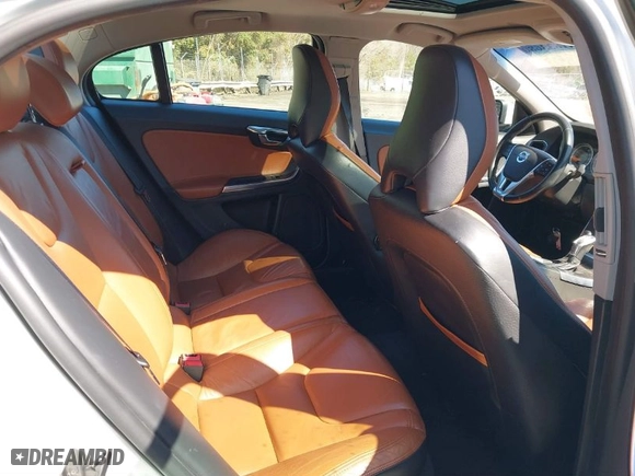 2013 Volvo S60 T5 Premier with VIN YV1612FS3D1227835, listed as a IAAI auction lot 41833680 with 136,776 mi miles. Bid and sale history available at carsss.com. Image 8.