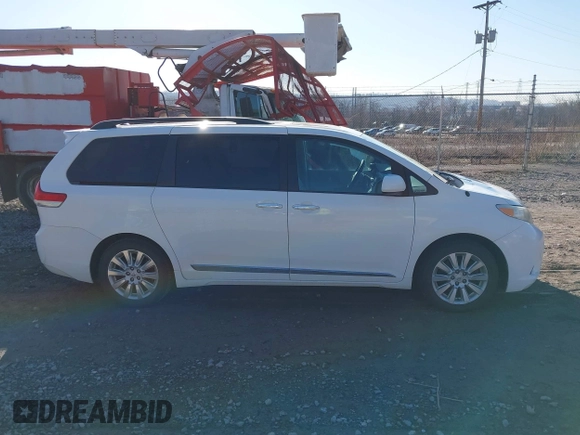 2014 Toyota Sienna Ltd with VIN 5TDDK3DC6ES076778, listed as a IAAI auction lot 41387091 with 173,497 mi miles. Bid and sale history available at carsss.com. Image 13.