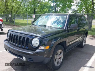 2016 Jeep Patriot High Altitude z VIN 1C4NJRFBXGD746412, wystawiony jako IAAI lot #42217173 z przebiegiem 74 409 mil mil oraz . Historia ofert i sprzedaży dostępna na DreamBid. Obrazek 2.