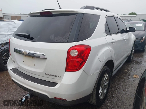 2013 Chevrolet Equinox LT z VIN 2GNALDEKXD1131905, wystawiony jako IAAI lot #42096804 z przebiegiem 185 037 mil mil oraz . Historia ofert i sprzedaży dostępna na DreamBid. Obrazek 4.