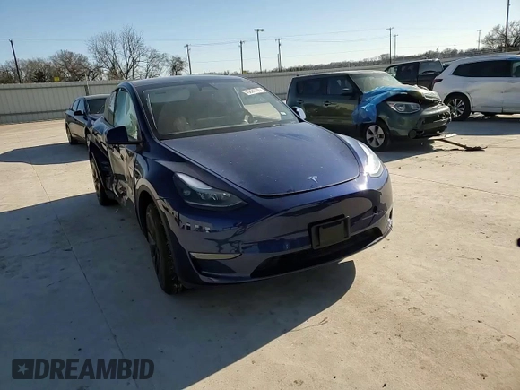2024 Tesla Model Y with VIN 7SAYGDED8RF132720, listed as a Copart auction lot 45631755 with Not Provided miles and Salvage Title. Bid and sale history available at DreamBid. Image 11.