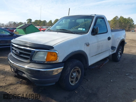 2004 Ford F-150 z VIN 2FTRF08W14CA09335, wystawiony jako IAAI lot #41620000 z przebiegiem 121 102 mil mil oraz . Historia ofert i sprzedaży dostępna na DreamBid. Obrazek 6.