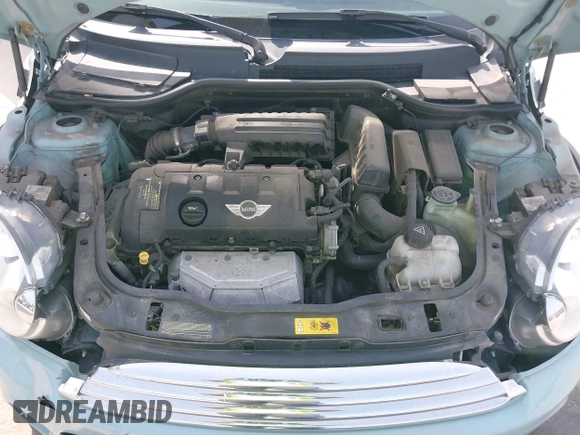 2013 MINI Hardtop with VIN WMWSU3C51DT372387, listed as a IAAI auction lot 42514124 with 100,560 mi miles and . Bid and sale history available at DreamBid. Image 10.