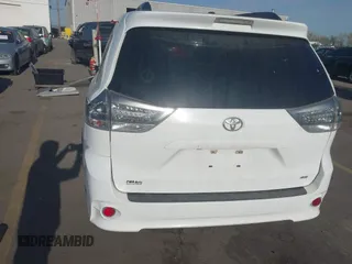 2012 Toyota Sienna SE with VIN 5TDXK3DC1CS221798, listed as a IAAI auction lot 41989210 with 198,962 mi miles. Bid and sale history available at carsss.com. Image 17.