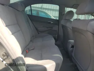 2008 Honda Civic LX z VIN 2HGFA16508H308536, wystawiony jako Copart lot #59589985 z przebiegiem 172 884 mil mil oraz Czysty tytuł • Clean title. Historia ofert i sprzedaży dostępna na DreamBid. Obrazek 10.