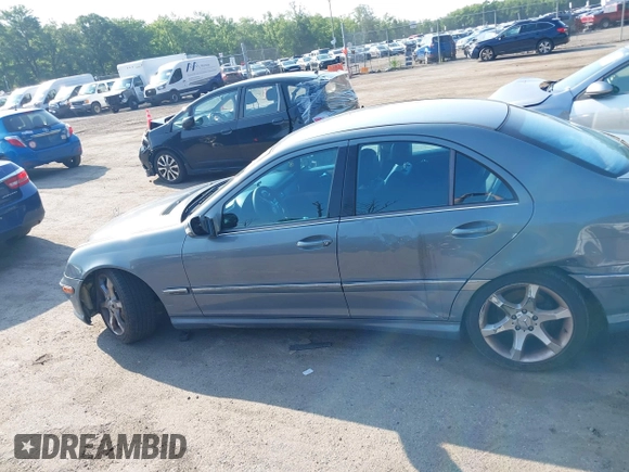 2007 Mercedes-Benz C 230 Sport with VIN WDBRF52H37F870823, listed as a IAAI auction lot 42578892 with 226,066 mi miles and . Bid and sale history available at DreamBid. Image 13.