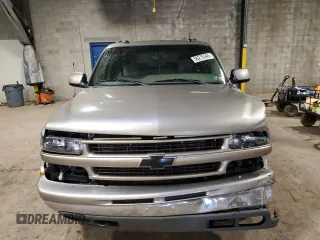 2003 Chevrolet Suburban LT z VIN 1GNFK16Z53J282237, wystawiony jako Copart lot #56275545 z przebiegiem 129 384 mil mil oraz Szkoda całkowita • Salvage title. Historia ofert i sprzedaży dostępna na DreamBid. Obrazek 5.