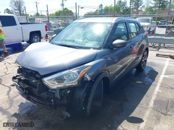 2020 Nissan Kicks SV with VIN 3N1CP5CV1LL550945, listed as a IAAI auction lot 41933319 with 70,519 mi miles. Bid and sale history available at carsss.com. Image 18.