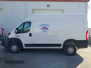 2020 Ram ProMaster Cargo with VIN 3C6TRVBG6LE114033, listed as a IAAI auction lot 41785590 with 116,981 mi miles and . Bid and sale history available at carsss.com. Image 15.