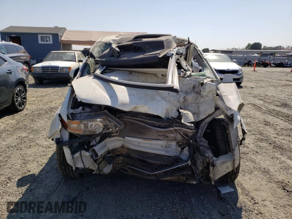 2015 Honda Odyssey Touring Elite z VIN 5FNRL5H90FB033511, wystawiony jako Copart lot #67718683 z przebiegiem Nie podano mil oraz Szkoda całkowita • Salvage title. Historia ofert i sprzedaży dostępna na DreamBid. Obrazek 5.