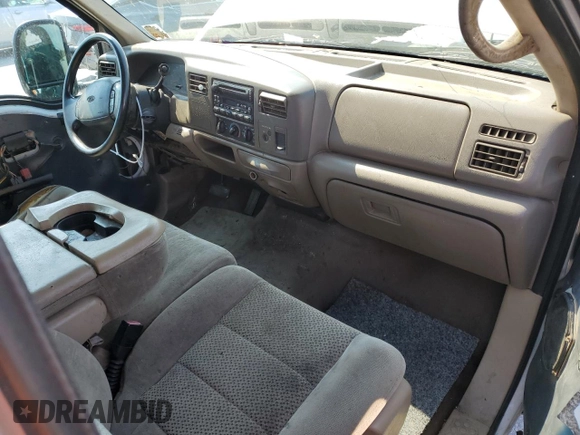 2001 Ford Super Duty F-250 XL with VIN 1FTNX20L01EC17379, listed as a Copart auction lot 74730024 with 309,556 mi miles and Salvage Title. Bid and sale history available at carsss.com. Image 8.