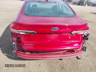 2020 Ford Fusion SE with VIN 3FA6P0HD9LR108222, listed as a IAAI auction lot 41829520 with 82,044 mi miles. Bid and sale history available at carsss.com. Image 6.